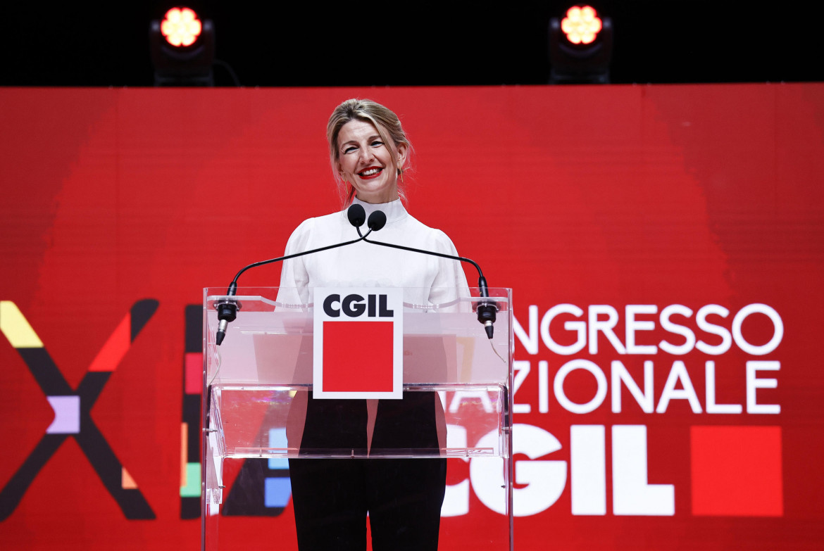 La ministra Diaz osannata dalla platea Cgil. Meno spazio per i delegati