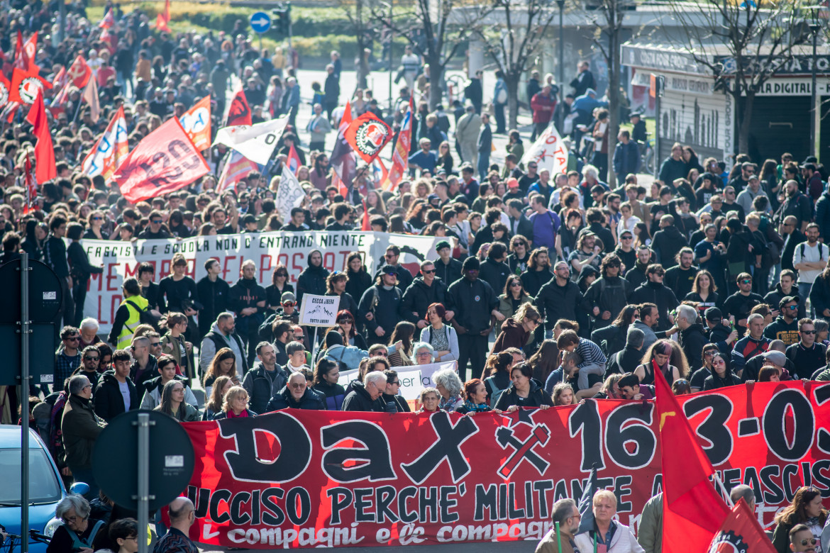 Tremila in corteo nel ventennale dell’assassinio di Dax