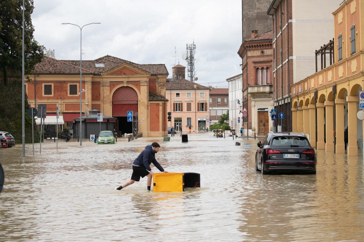 Alluvione, Romagna in piazza contro i ritardi e protocollo legalità del governo