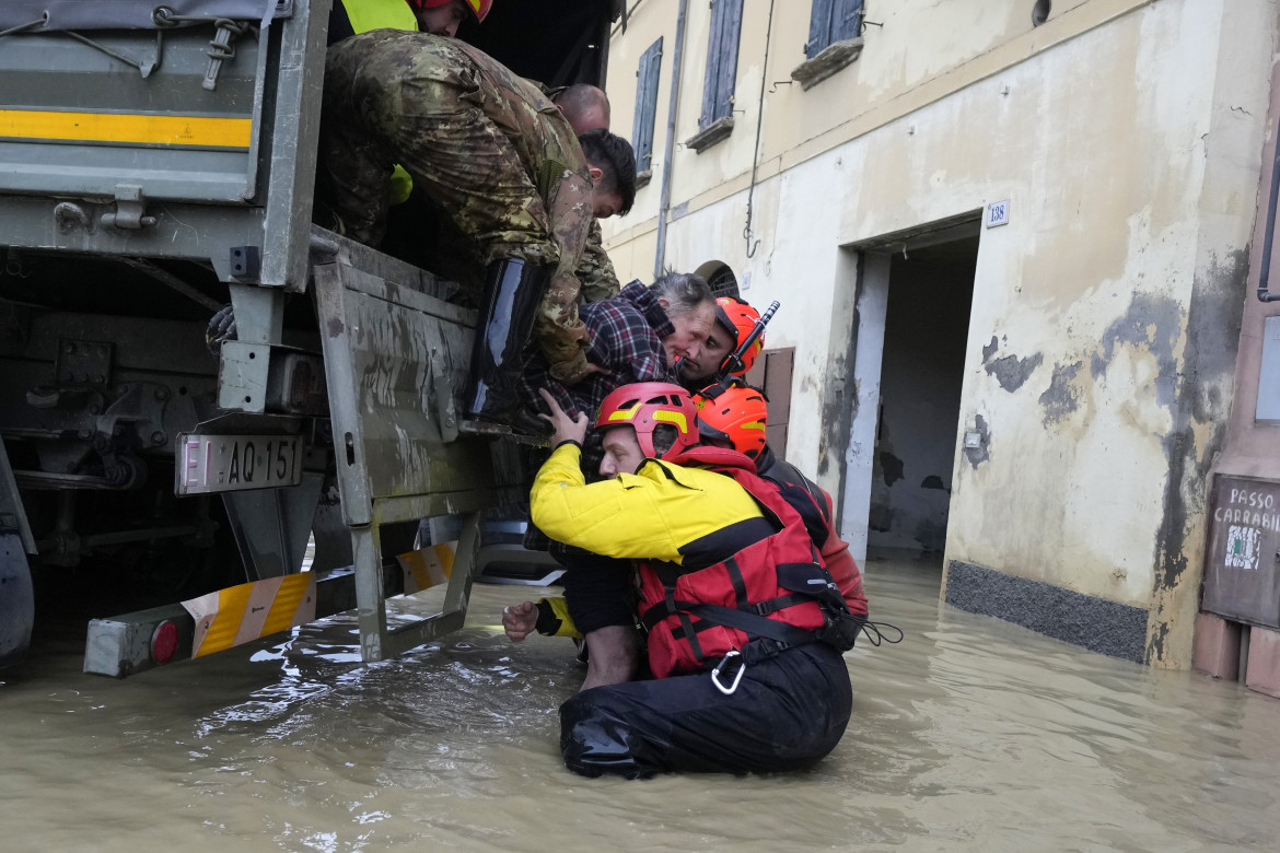 Bloccati nei piccoli centri, dove torrenti e frane fanno paura