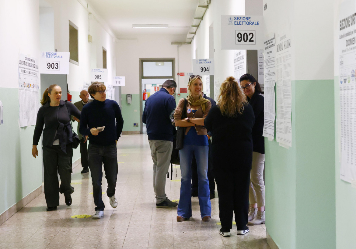 Comunali, destre avanti 4 a 2. Pd bene al nord, non in Toscana