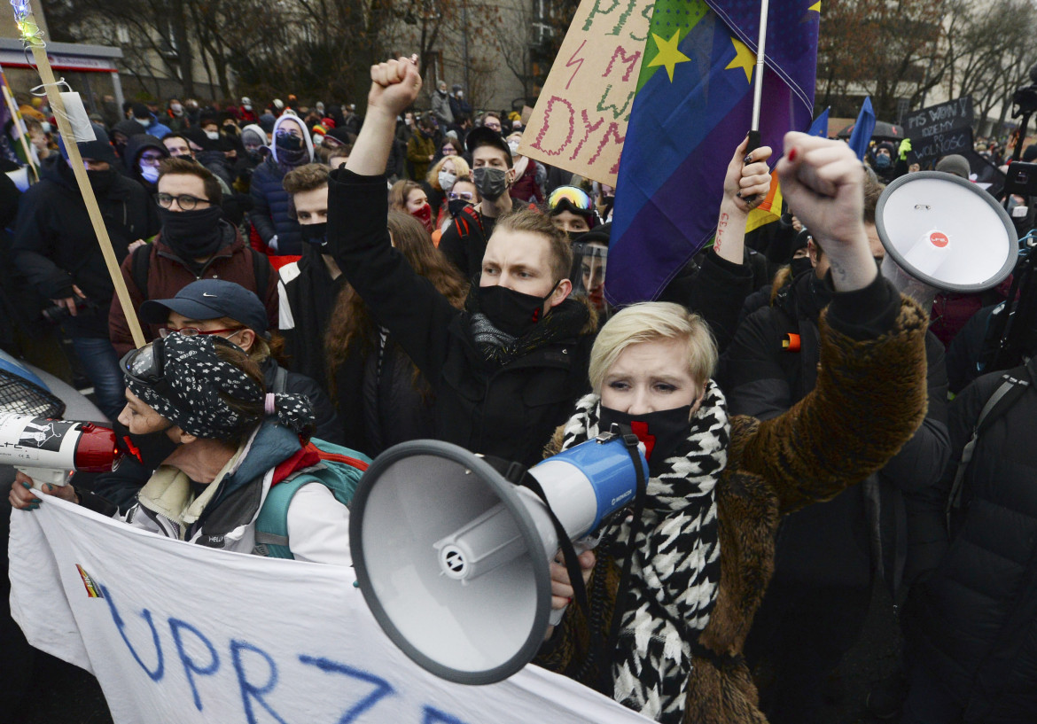 Opposizione in piazza  contro la «lex Tusk»