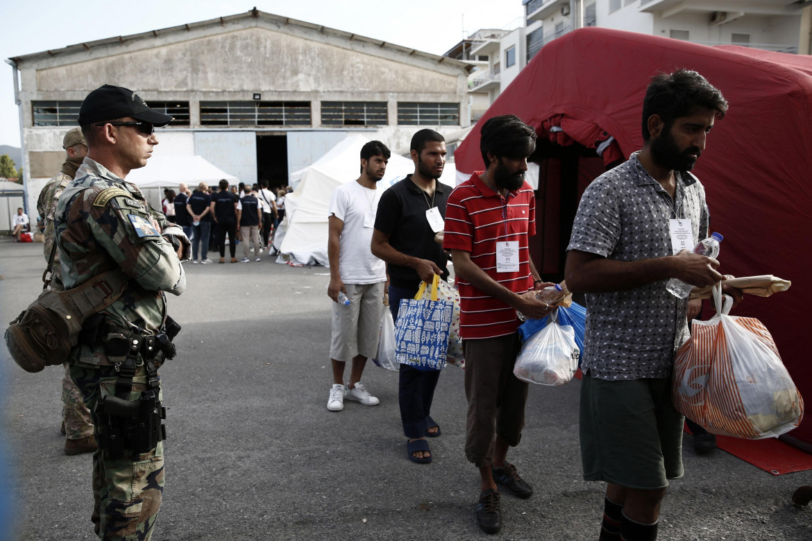 Naufragio in Grecia,  prime ammissioni della Guardia costiera