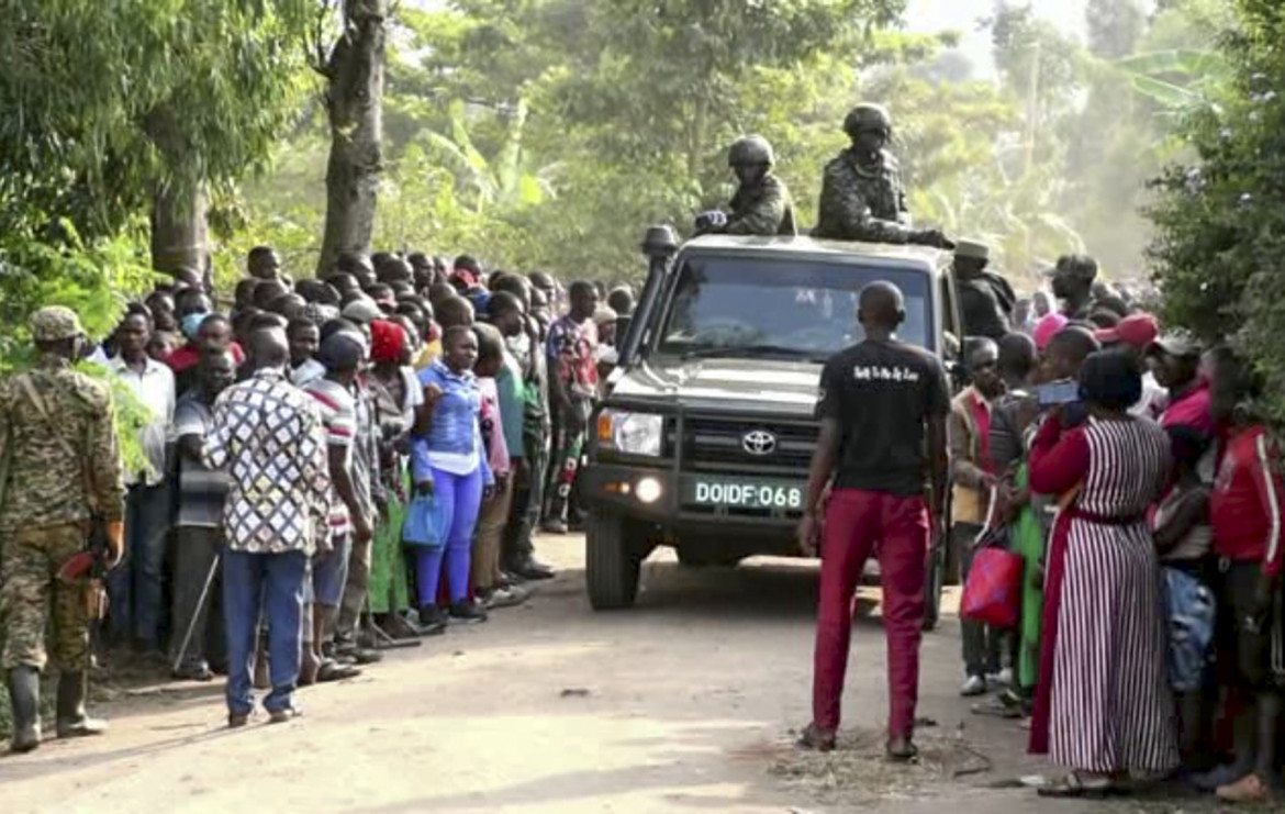 Fuoco e machete: strage di studenti in Uganda