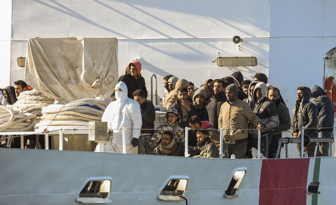 Soldi per le frontiere Ue, ma è scontro sui ricollocamenti