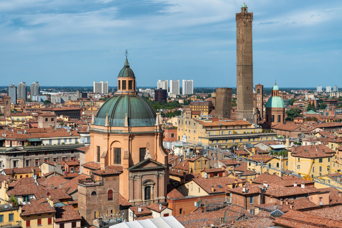 «Trasformiamo l’emergenza in una festa»