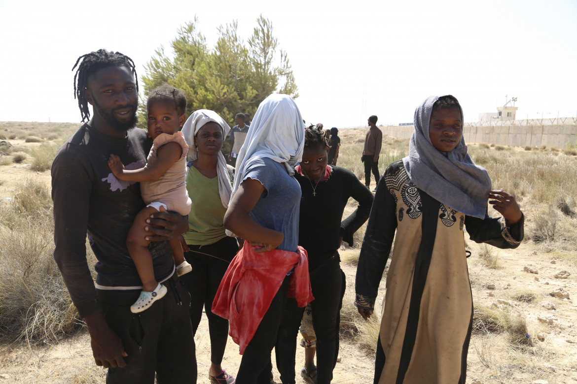 La «scelta» tunisina: la morte nel deserto o la deportazione