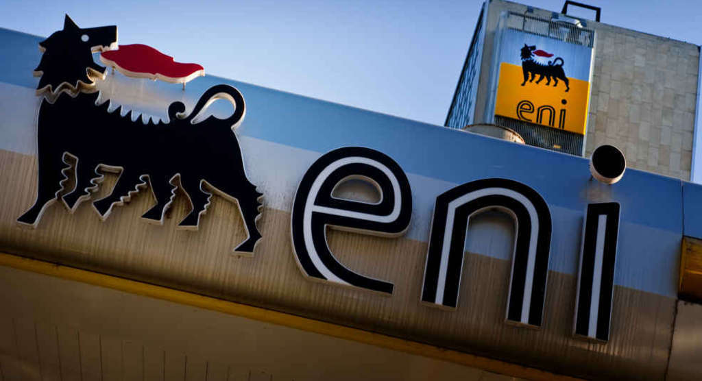 «Eni deve cambiare strategia perché oggi emette più CO2 dell’Italia intera»