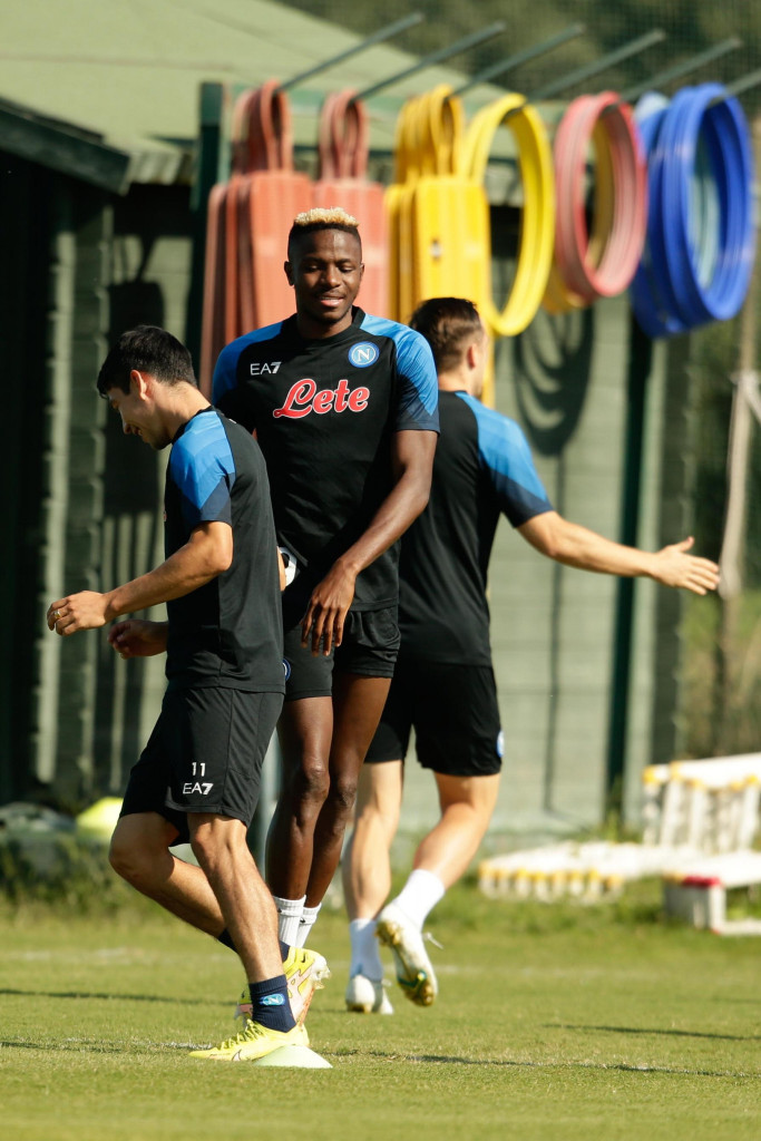 Osimhen in allenamento foto Ansa