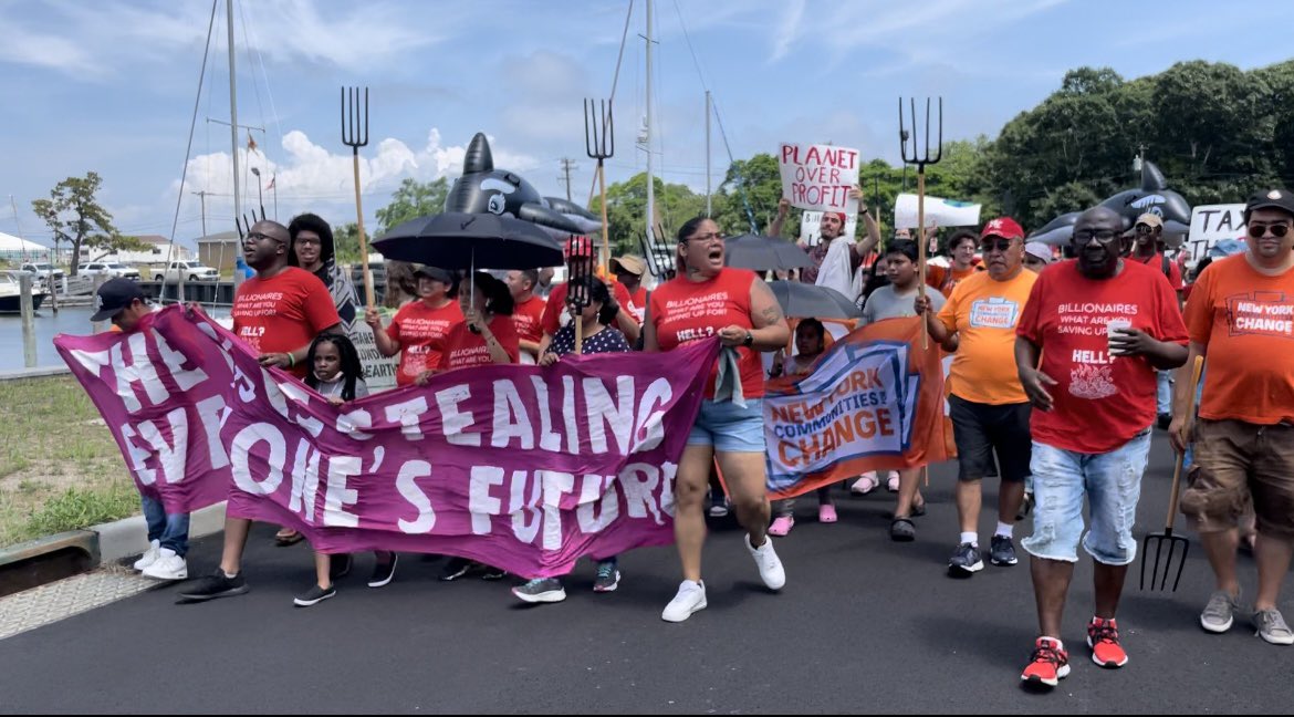 Proteste contro la Co2 dei nababbi degli Hamptons