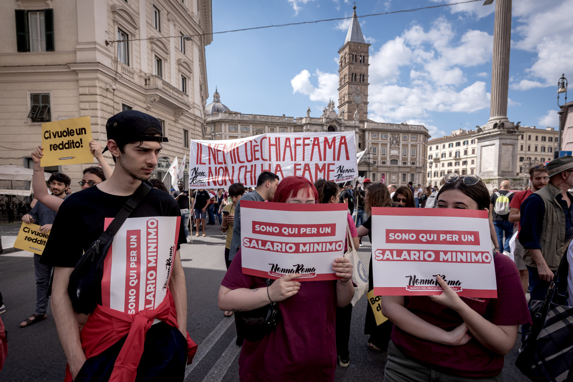 Salario minimo: domenica il «firma day», pioggia di critiche sul Cnel