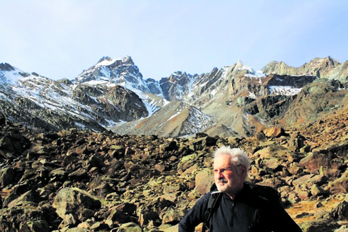 Passeggiando, parlare di montagna