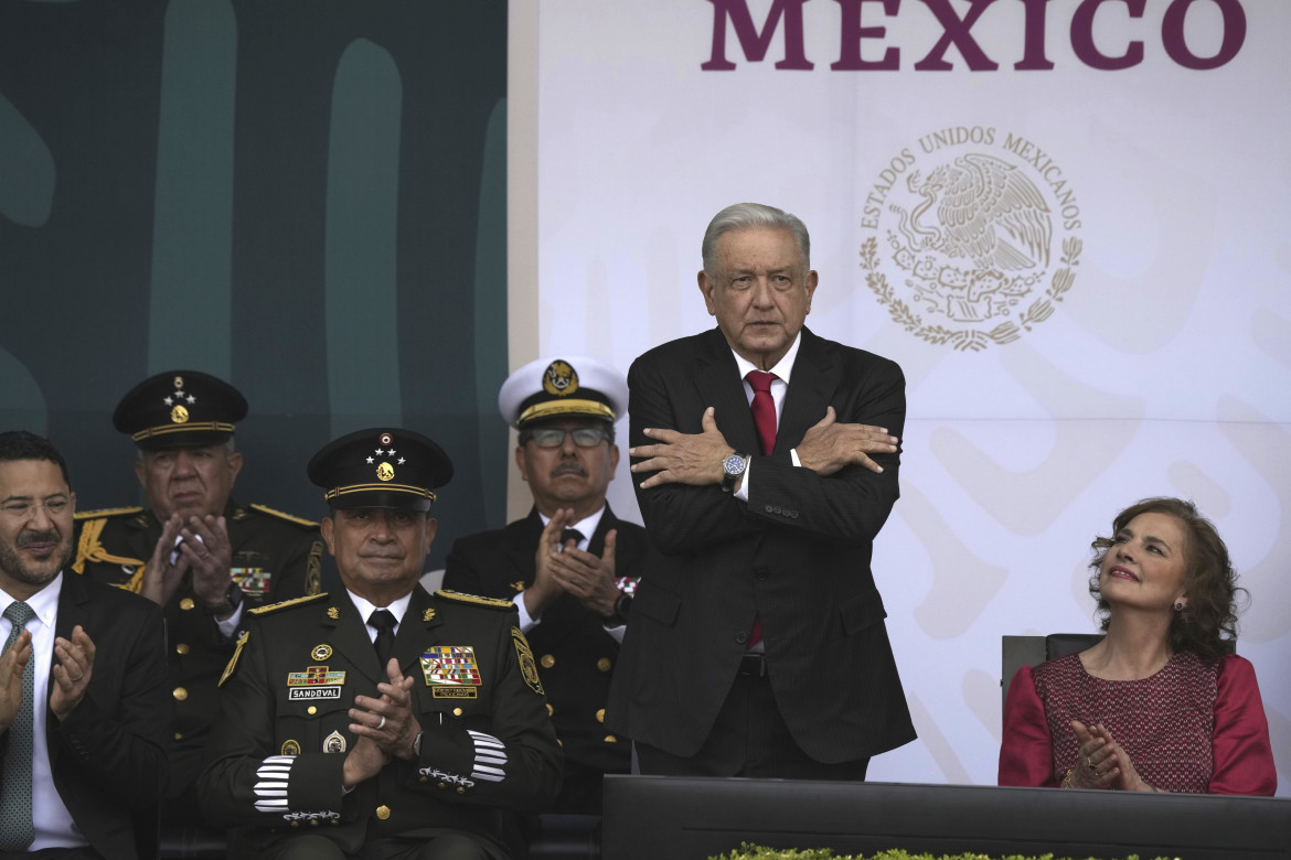 Ayotzinapa, nove anni dopo. Un’ombra sulla presidenza Amlo