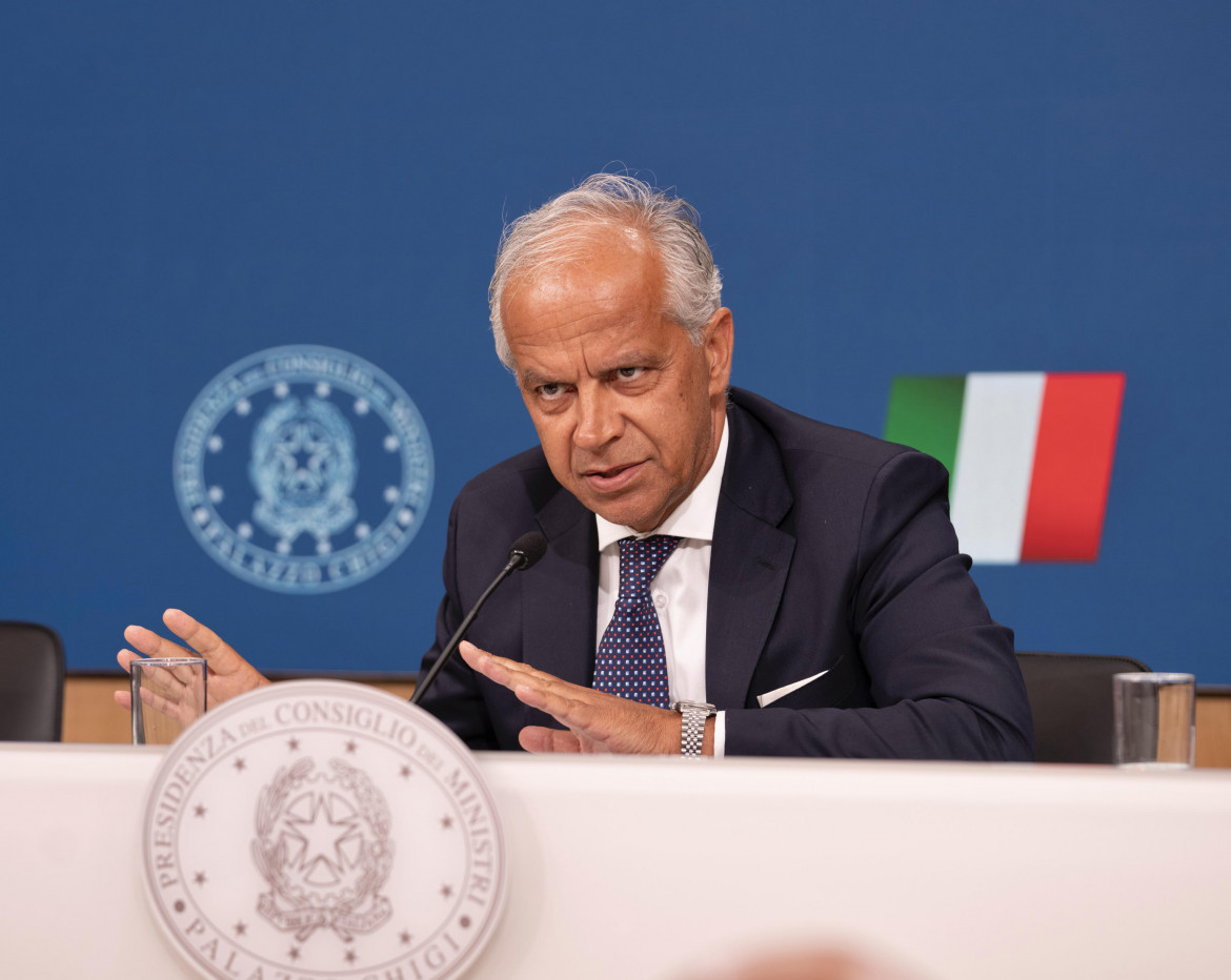 Il ministro dell'Interno Matteo Piantedosi, foto Ansa