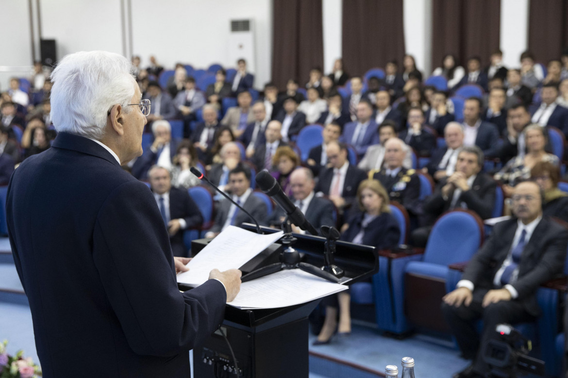 Tra Ucraina e Medio Oriente. La diplomazia di Mattarella