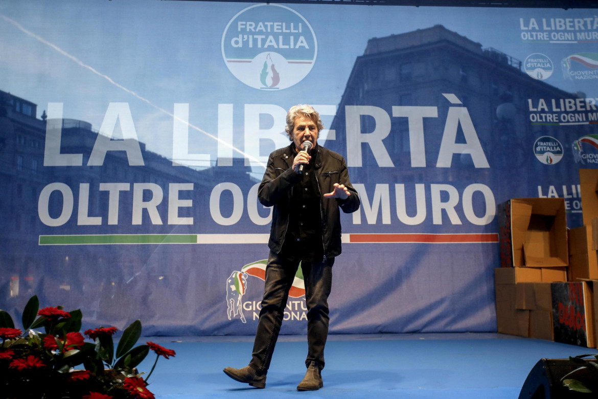 Fausto Leali alla kermesse di Fratelli d'Italia foto Ansa