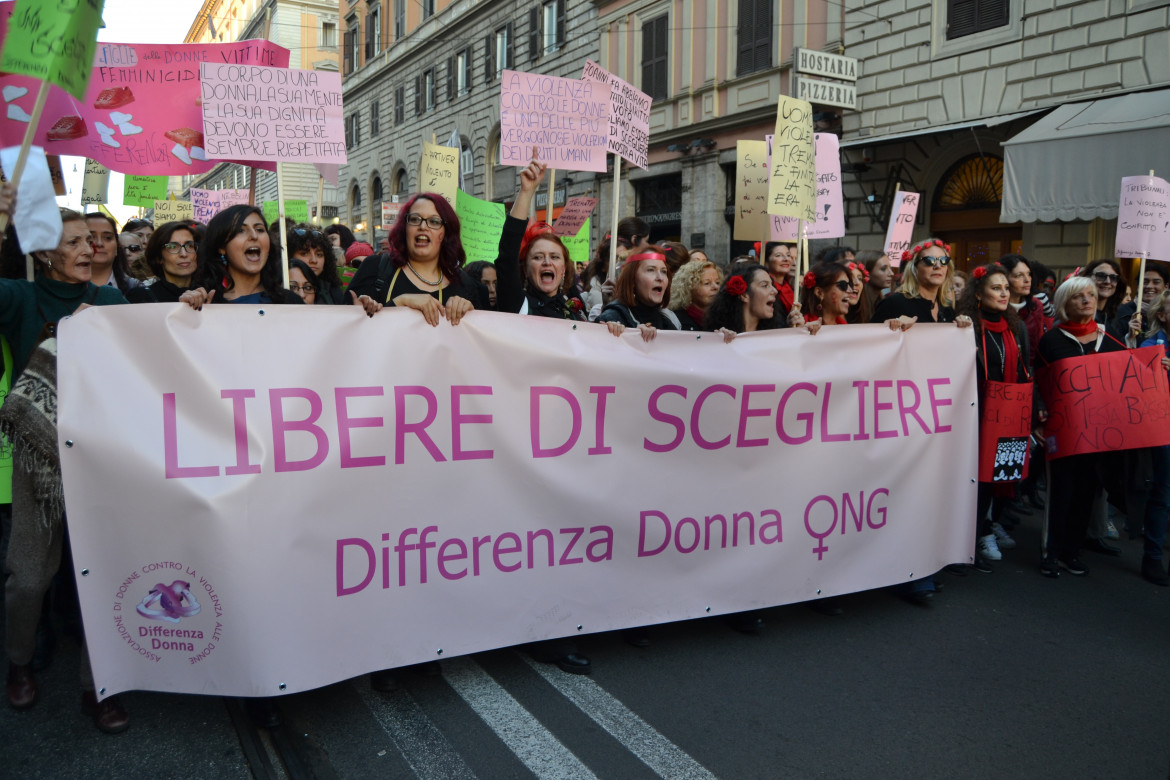 Una manifestazione di Differenza Donna