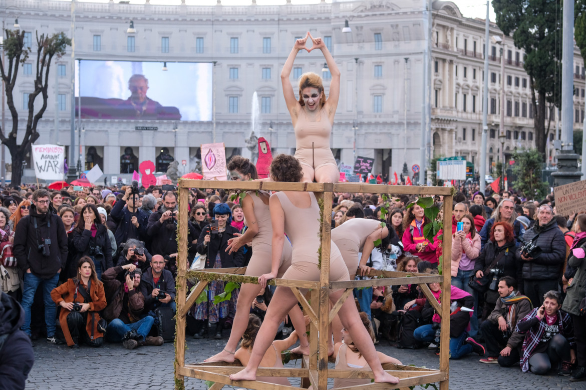 Portiamo in piazza i nostri corpi