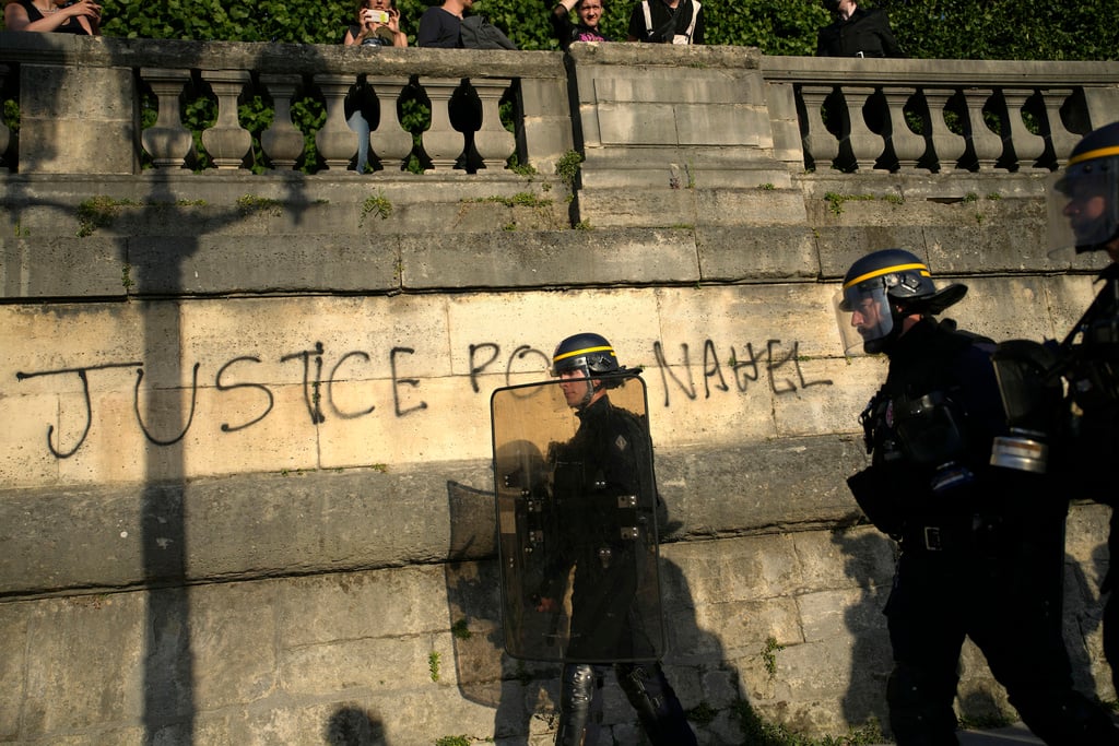 Francia, torna in libertà il poliziotto che ha ucciso Nahel