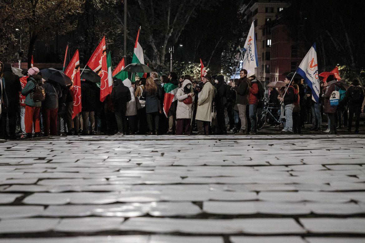 In piazza per fermare la strage di minori a Gaza