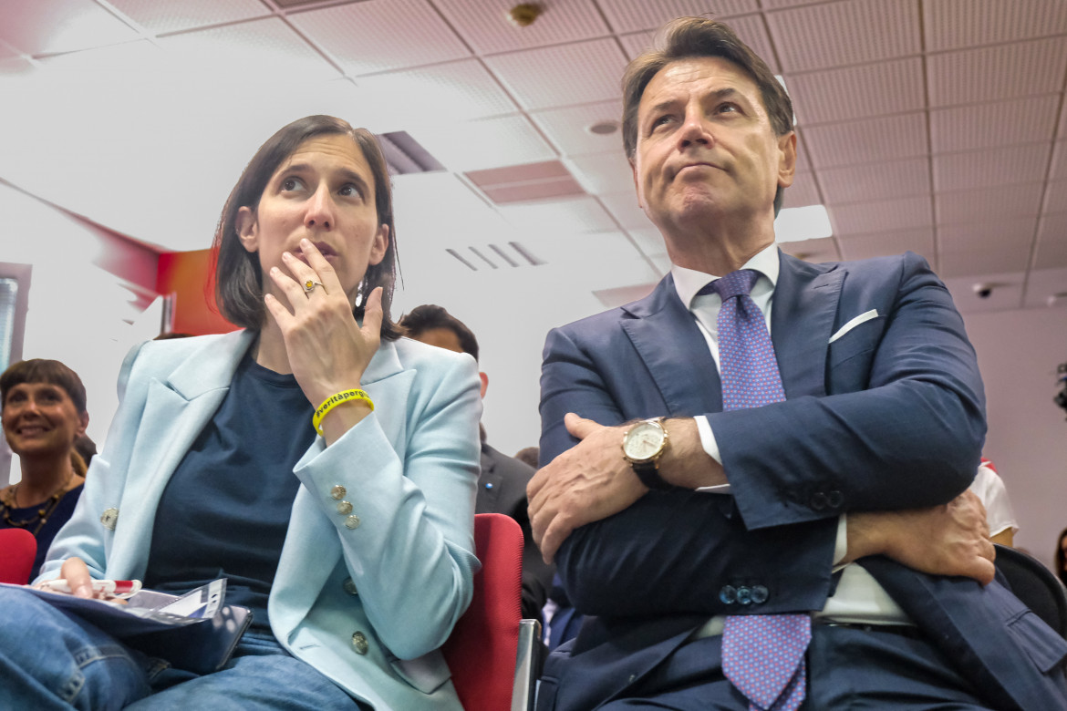 Elly Schlein e Giuseppe Conte (Lapresse)