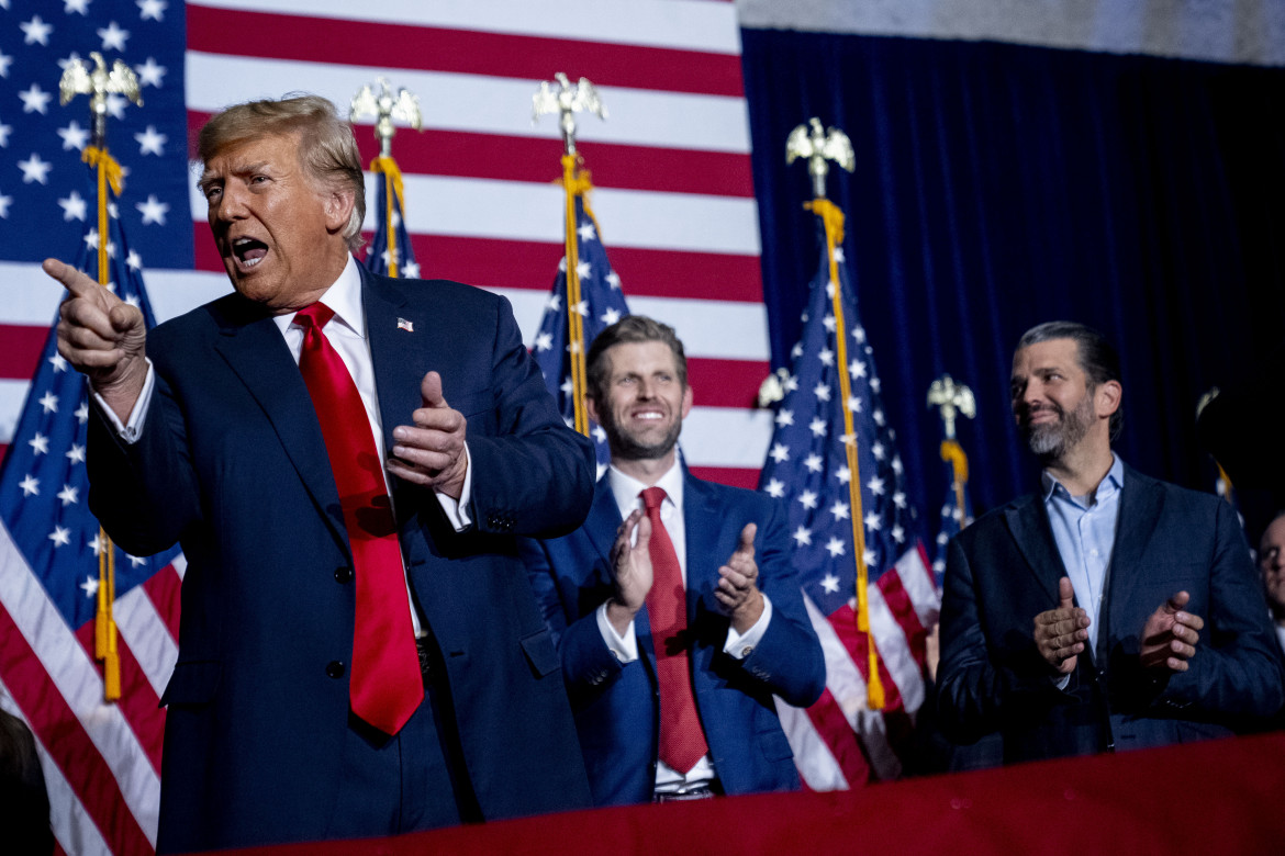 «Vittoria lampo» di Trump in Iowa. Il partito è suo