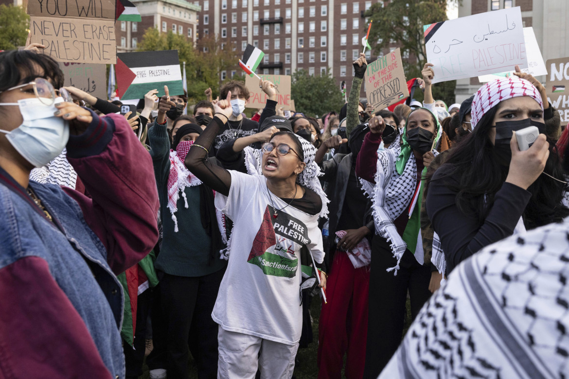 Protesta per la pace: bloccato l’ingresso a Manhattan