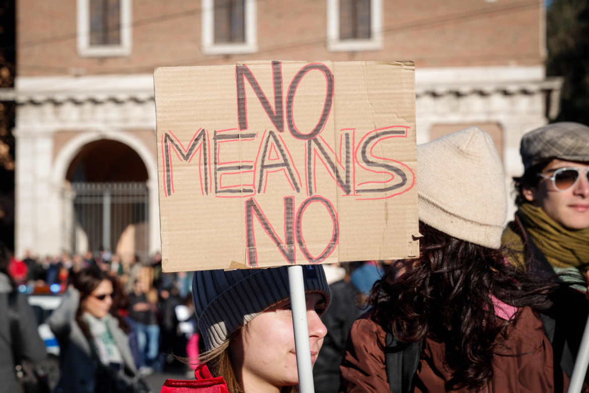 Battaglia contro la direttiva Ue sulla violenza di genere che esclude il consenso