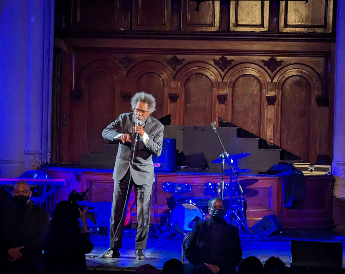 Cornel West in campagna elettorale a New York