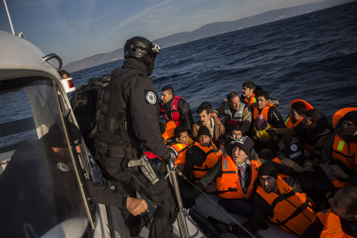 Frontex è al di sopra della legge. Grazie a un trucco