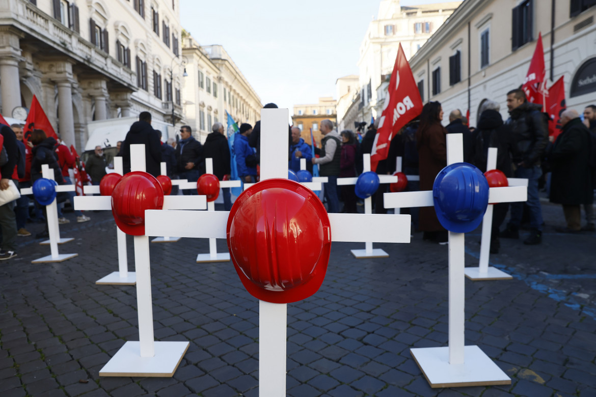 Operaio edile muore nel milanese