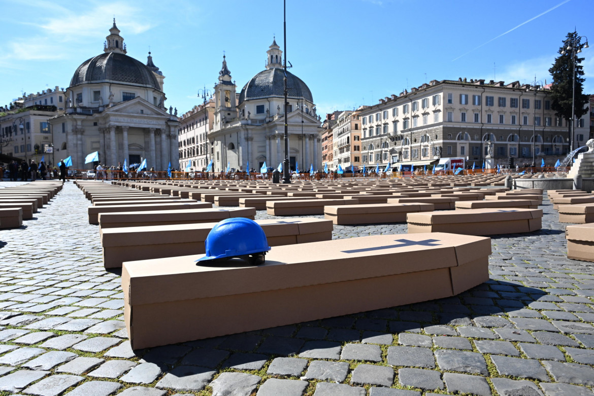 Mille bare di lavoro a piazza del Popolo