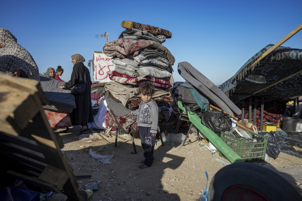 Fuoco sull’Onu a Rafah, inferno a Jabaliya