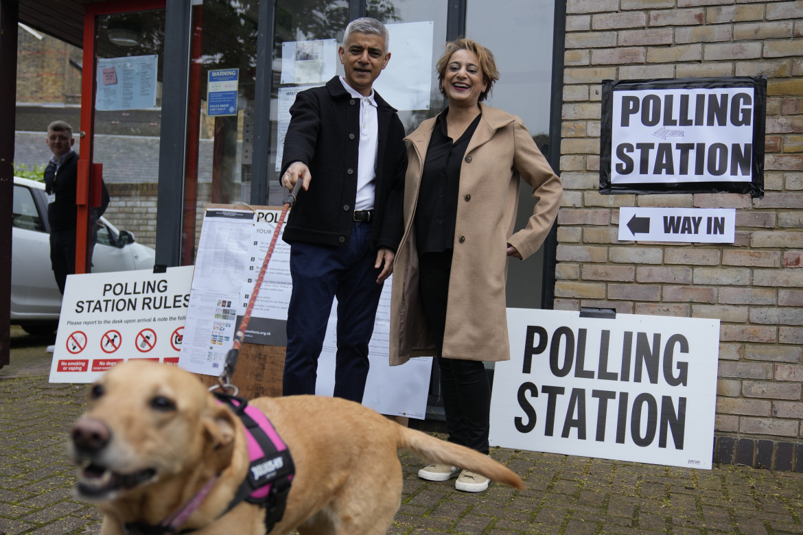 E tre,  a Londra rivince  Khan. Tory al lumicino, il Labour ci crede