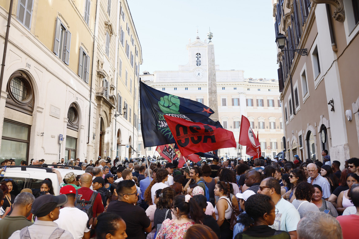 La manifestazione contro il ddl sicurezza