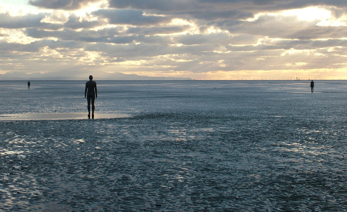 «Another Place», una installazione di Antony Gormley