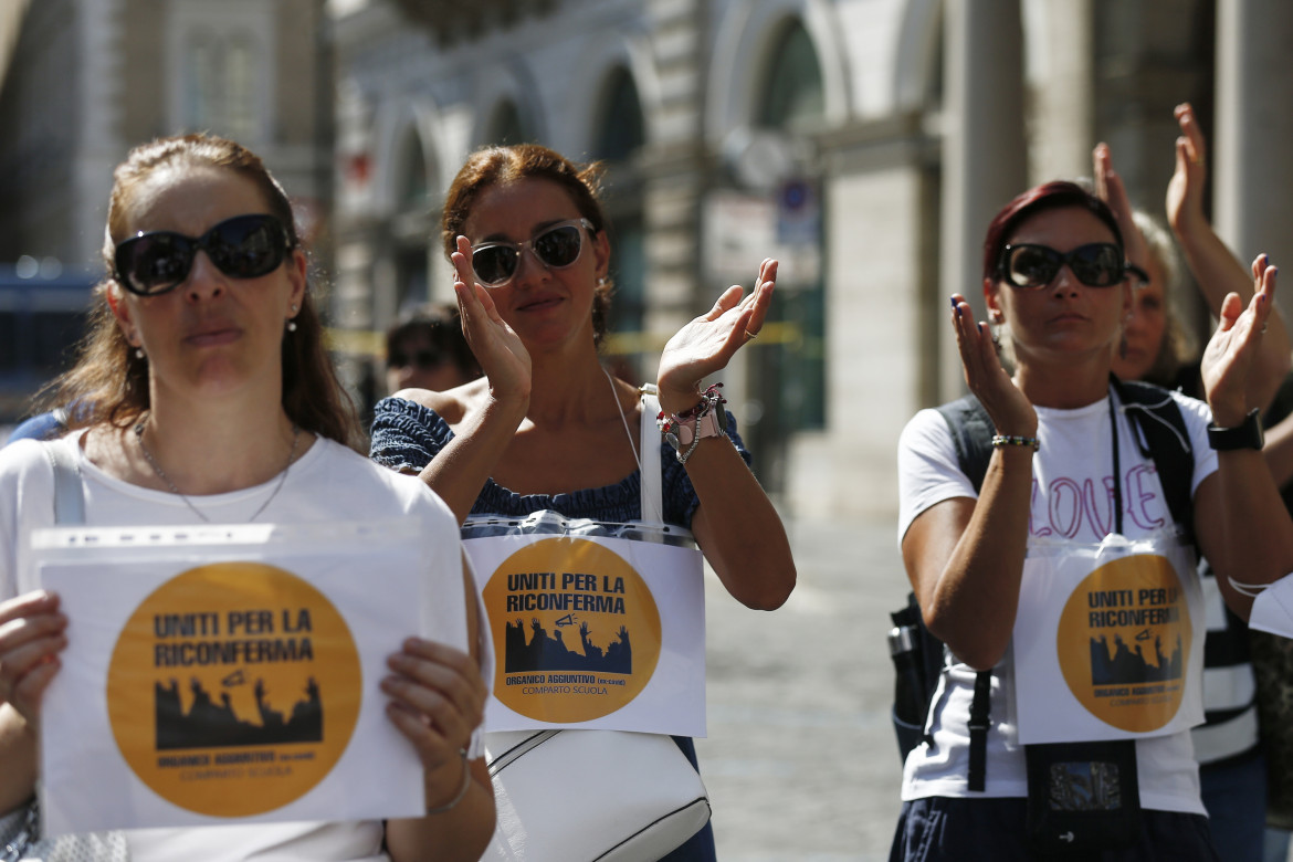 150 mila precari della scuola licenziati, esodati, senza diritti