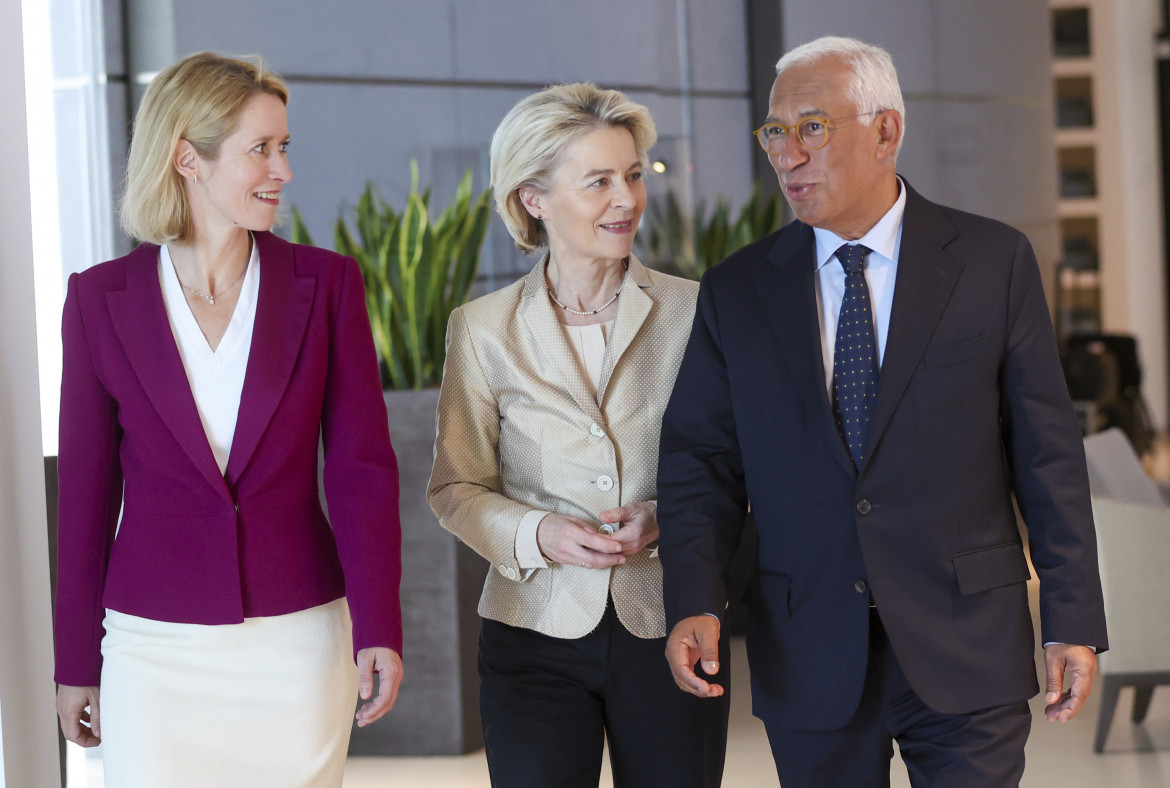 Kaja Kallas (politica estera), Ursula von der Leyen e António Costa (Consiglio europeo) foto Ap