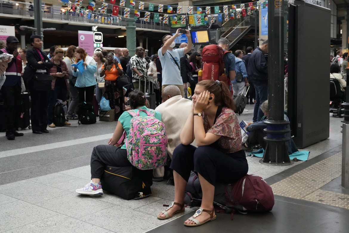 Tgv sabotati, Francia ferma il giorno dei Giochi