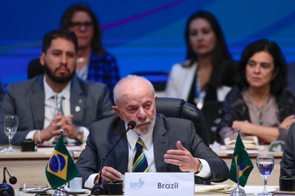 Il presidente Lula mentre presiede il G20 in Brasile