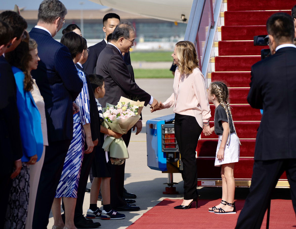 Meloni in Cina prova a ricucire il dialogo con Xi Jinping