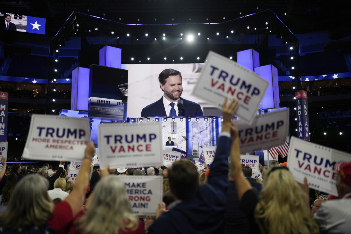 vicepresidenza J.D. Vance alla convention di Milwaukee