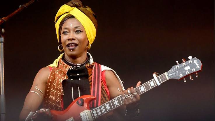 La cantante maliana Fatoumata Diawara