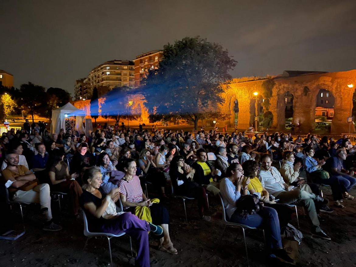 L'arena del Karawan Fest al parco Sangalli di Roma