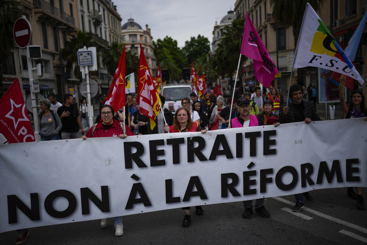 Castets su pensioni e salario minimo:  «Guai a rinnegare le promesse fatte»