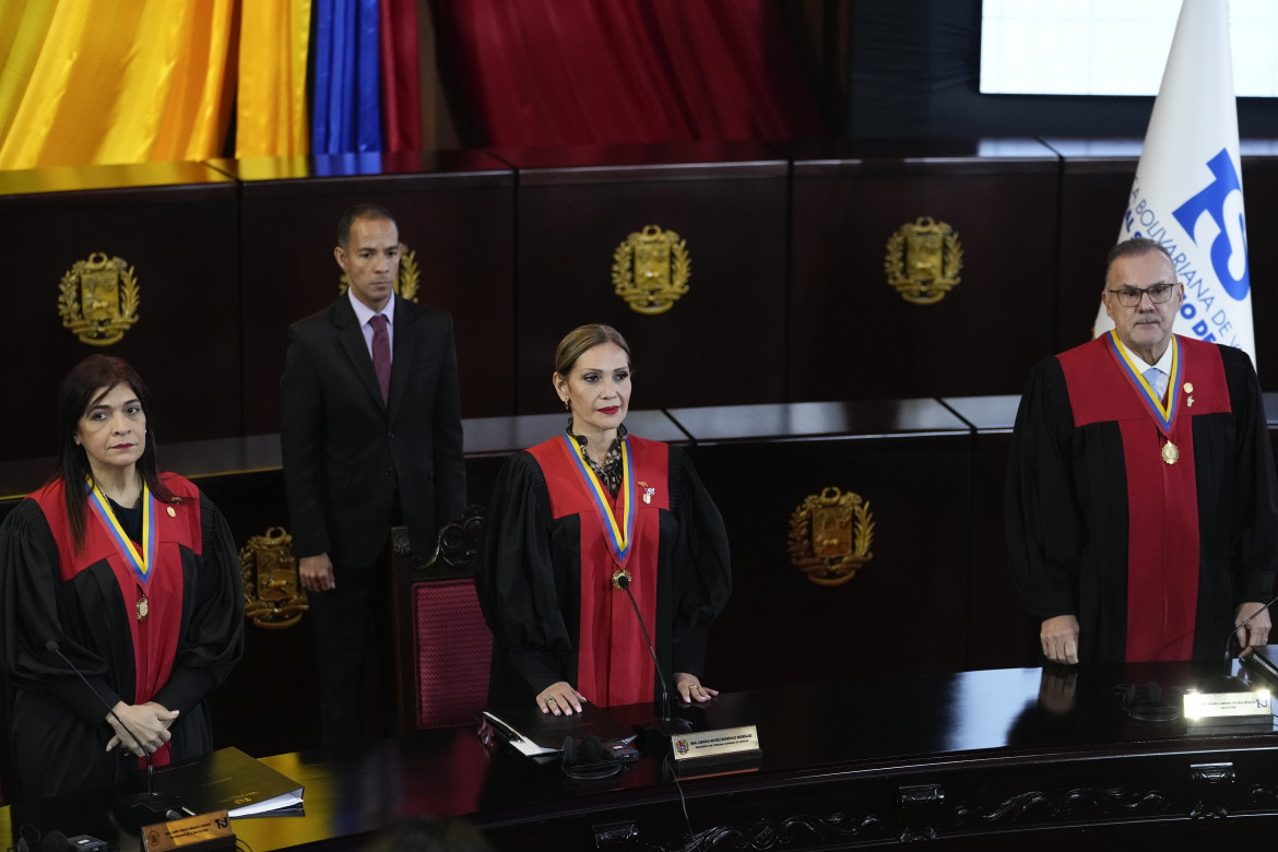 Sentenza Venezuela, Maduro vince e stop