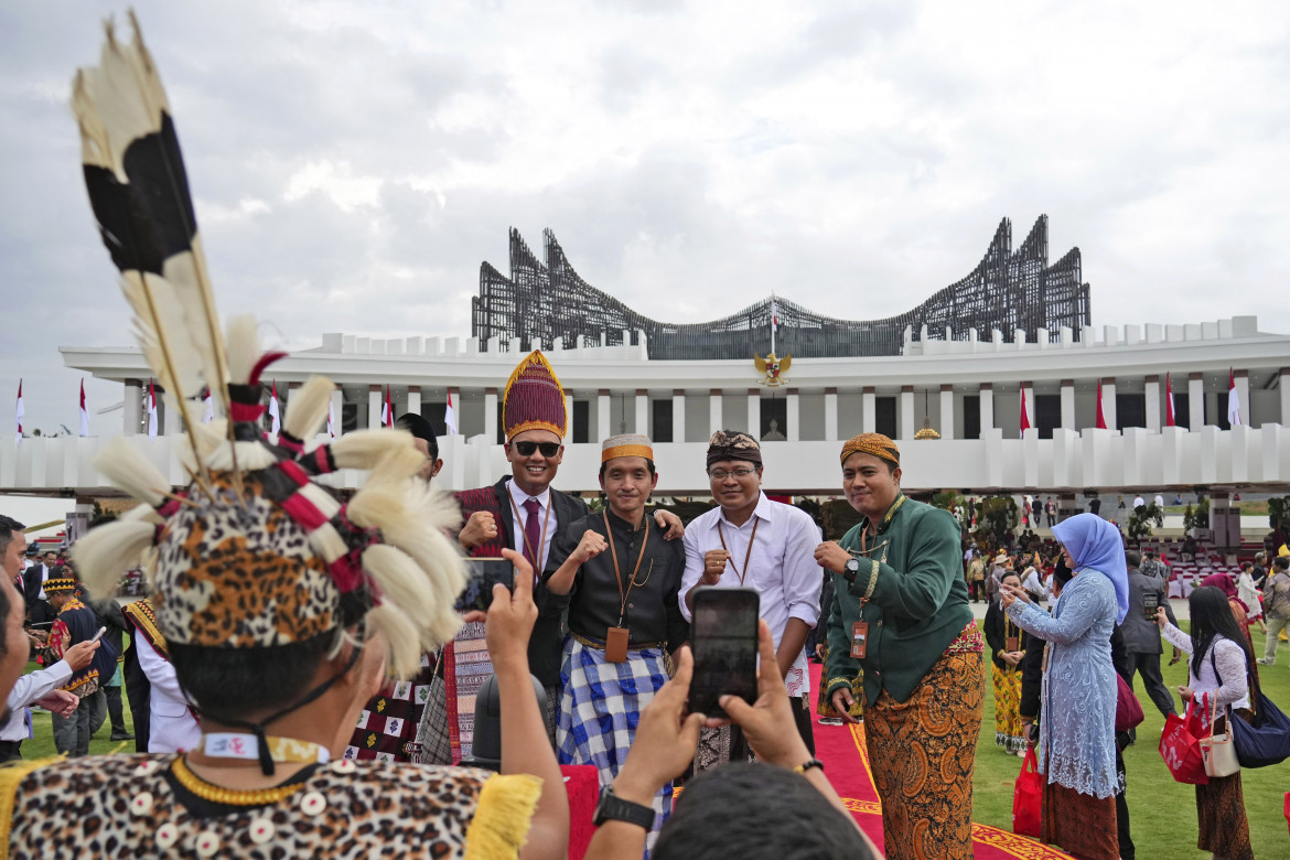 Festa in Indonesia, il rimosso olandese