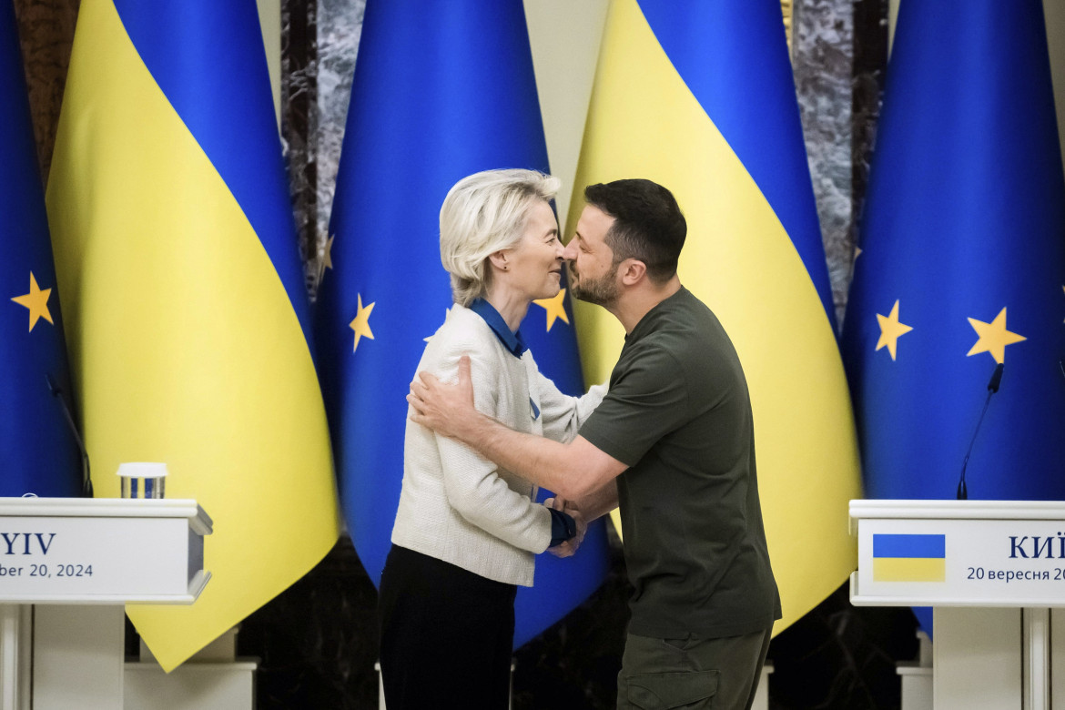 L’incontro tra Ursula von der Leyen e Zelensky