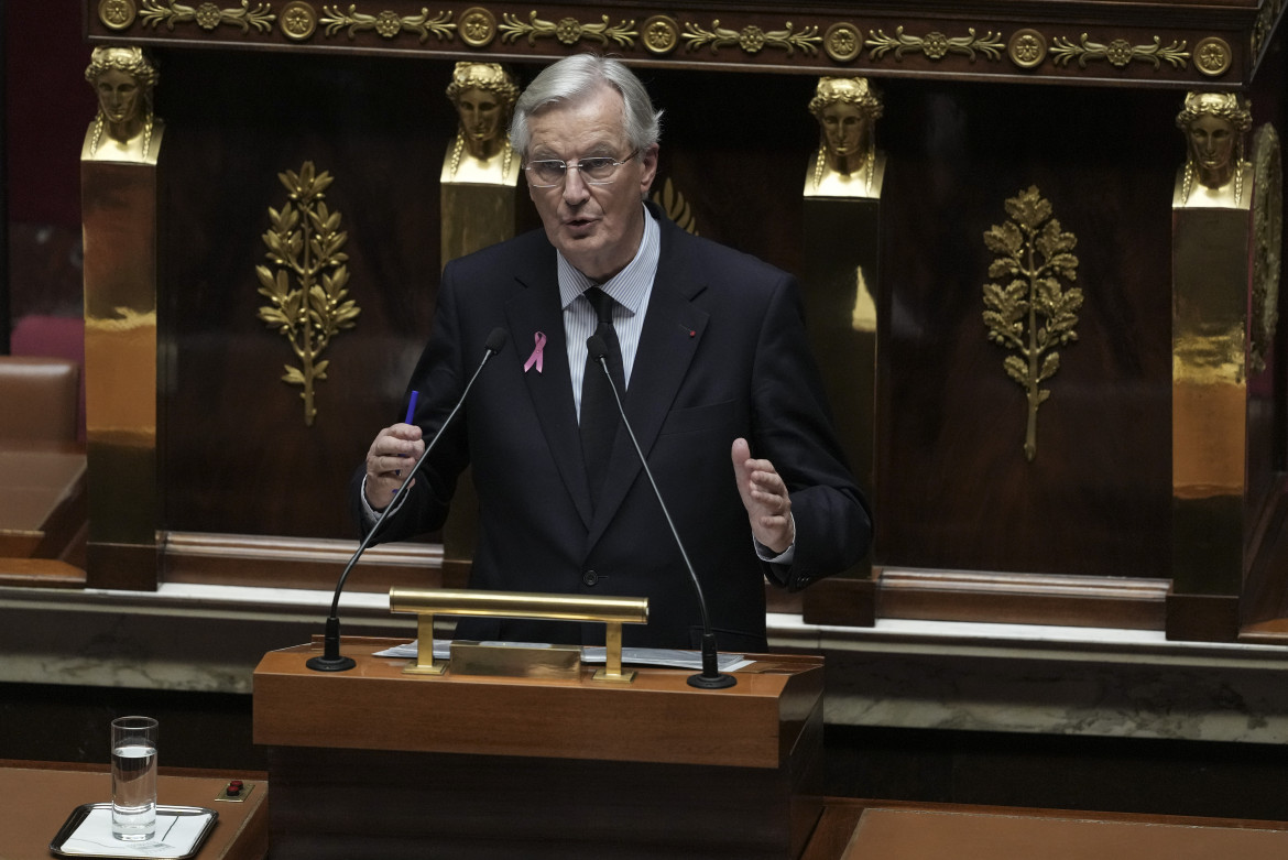 Austerità e giro di vite sui migranti, Barnier si presenta alla Francia