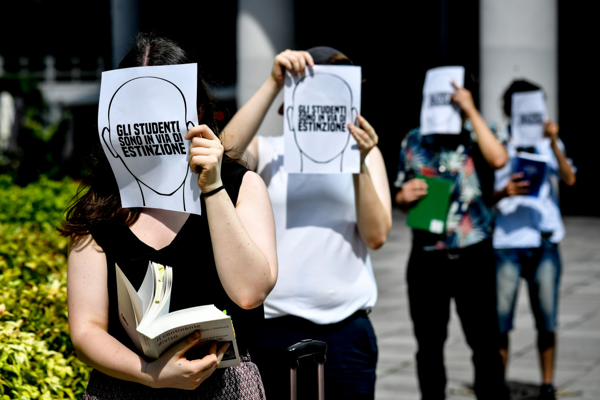 Università, oggi l’assemblea a Roma: «No al precariato e i tagli alla ricerca»